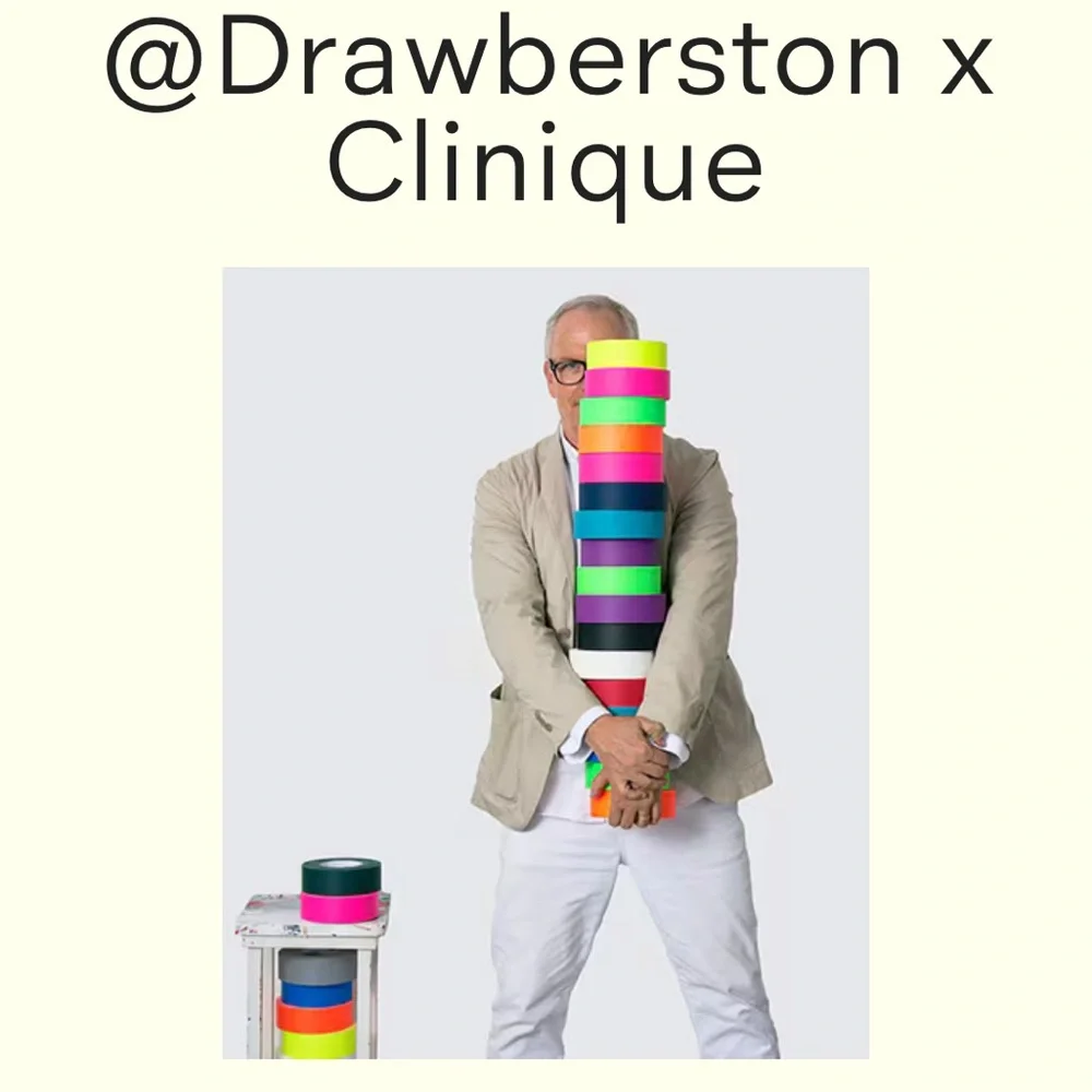 Clinique x Drawbertson Light Green Cosmetic Bag - Picture 5 of 6